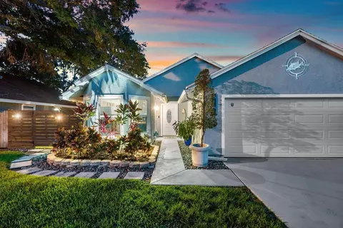 6168 Lucerne St, Jupiter, FL 33458