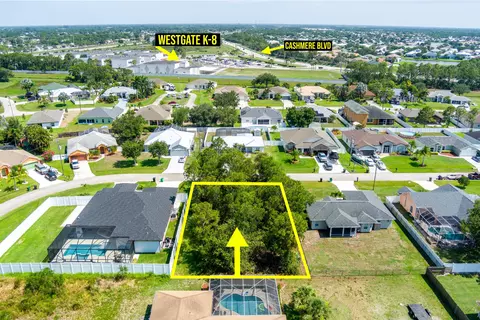 5468 NW Arbutus Ln, Port Saint Lucie, FL 34986