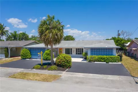 2113-2115 NE 56th Ct, Fort Lauderdale, FL 33308