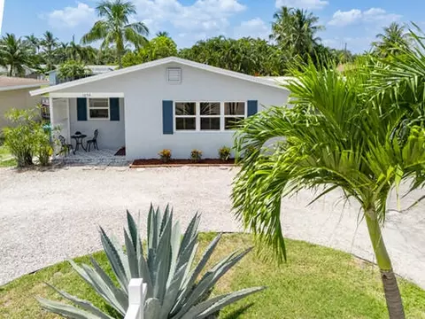 1054 Old Boynton Rd, Boynton Beach, FL 33426