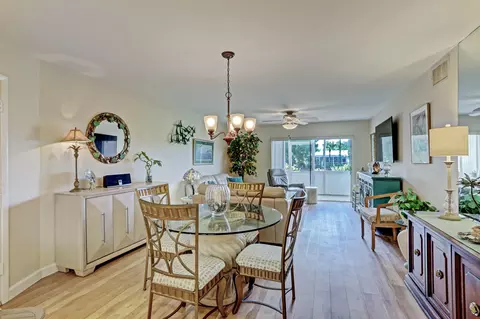 10747 N Military Trl #9, Palm Beach Gardens, FL 33410