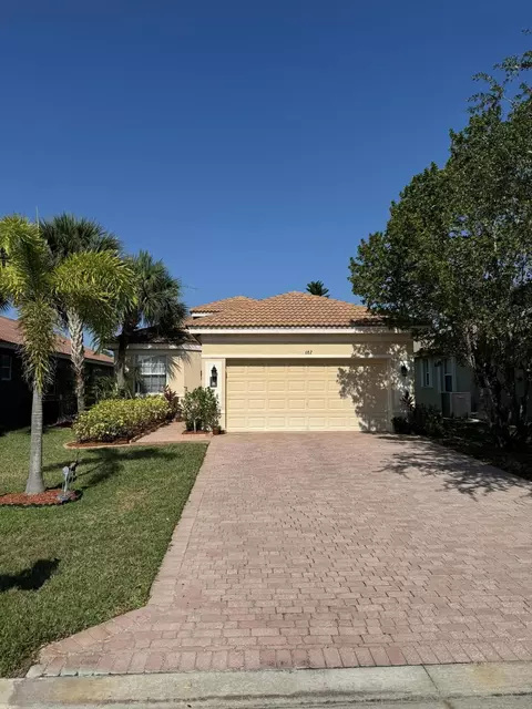 682 NW Stanford Ln, Port Saint Lucie, FL 34983