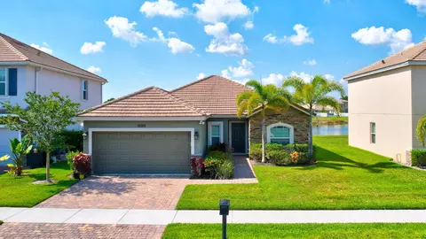 11535 SW Halton St, Port Saint Lucie, FL 34987