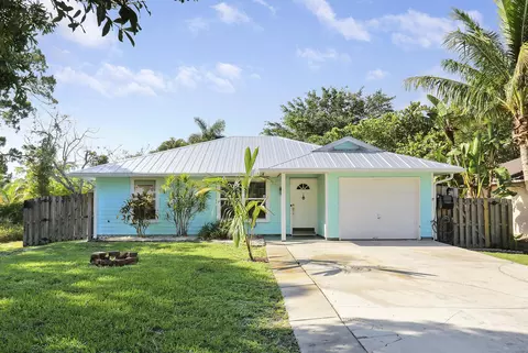 3148 SE Orchid St, Stuart, FL 34997