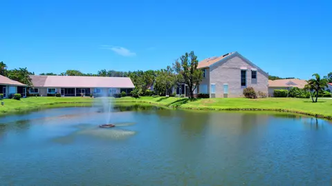 173 N Lakeshore Dr #173, Hypoluxo, FL 33462