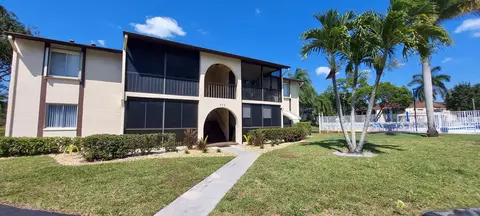 111 Lake Pine Cir #D-1, Greenacres, FL 33463