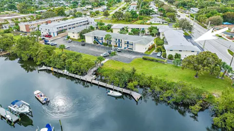 510 Prosperity Farms Rd #2B, North Palm Beach, FL 33408
