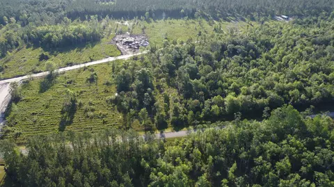 472733 Middle Rd, Hilliard, FL 32046