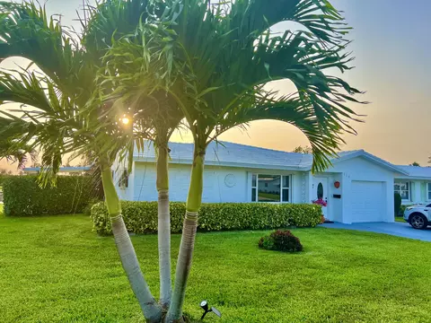 119 SW 18th St, Boynton Beach, FL 33426
