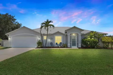 3802 SW Hainlin St, Port Saint Lucie, FL 34953