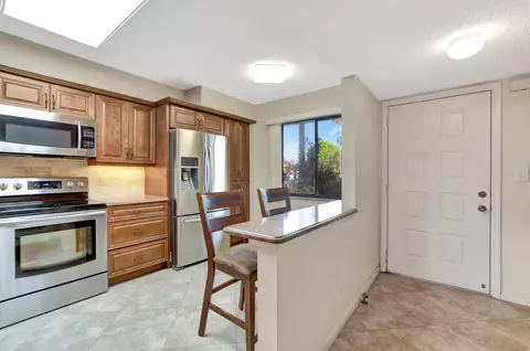 6866 Huntington Ln #105, Delray Beach, FL 33446