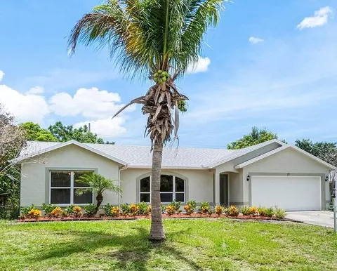 113 SW Essex Dr, Port Saint Lucie, FL 34984