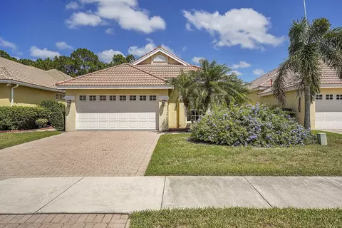 625 SW Saint Thomas Cv, Port Saint Lucie, FL 34986