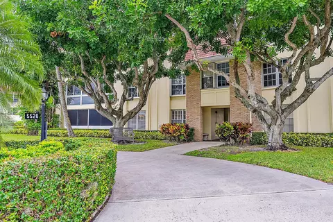 5520 Tamberlane Apt 110 Cir, Palm Beach Gardens, FL 33418