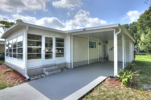 850 Laurel Cir, Barefoot Bay, FL 32976