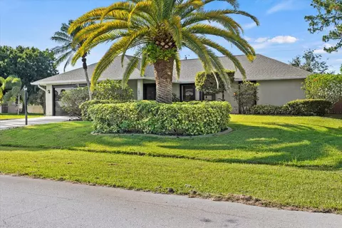 1821 SW Altman Ave, Port Saint Lucie, FL 34953
