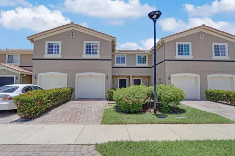 2238 SW Rockport Rd SW, Port Saint Lucie, FL 34953