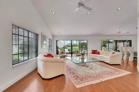 7682 Glendevon Ln, Delray Beach, FL 33446