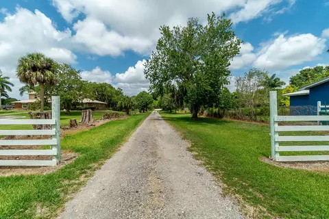5205 S Citrus Ave, Fort Pierce, FL 34982