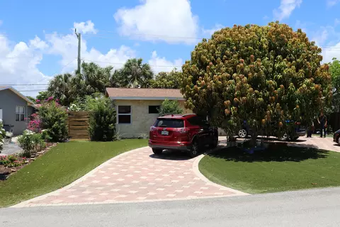 2631 NE 9th Ave, Pompano Beach, FL 33064
