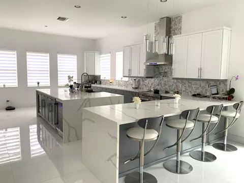 506 Cresta Cir, West Palm Beach, FL 33413