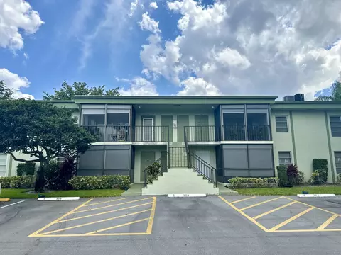 7535 S Oriole Blvd #102, Delray Beach, FL 33446
