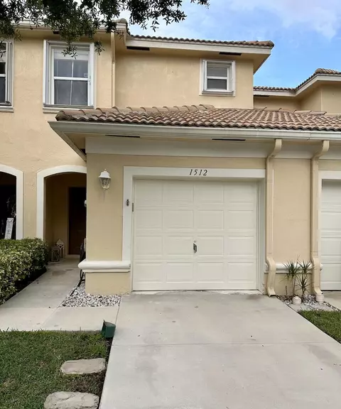 1512 Barrymore Ct, Wellington, FL 33414