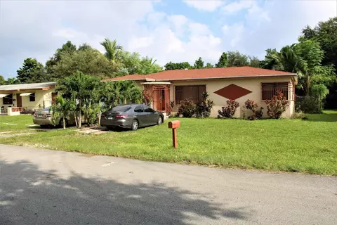 6041 SW 34th St, Miramar, FL 33023