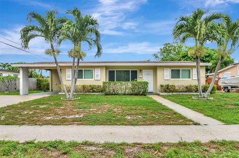 2721 Acklins Rd, West Palm Beach, FL 33406