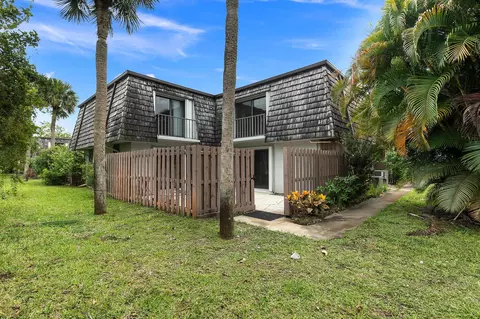 762 NW 10th Ter, Stuart, FL 34994