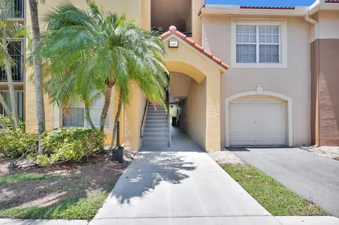 15135 Michelangelo Blvd #305, Delray Beach, FL 33446