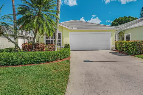 3543 SW Coco Palm Dr, Palm City, FL 34990