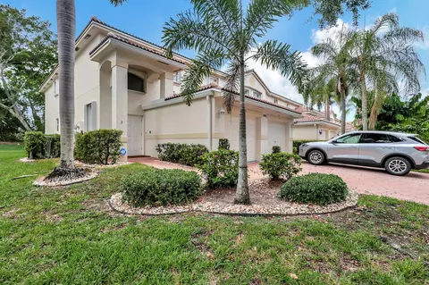 7892 Laina Ln #3, Boynton Beach, FL 33437