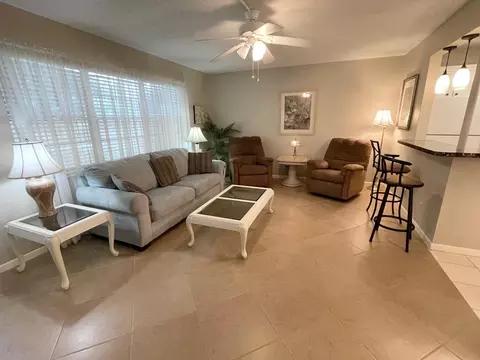 32 Salisbury B, West Palm Beach, FL 33417