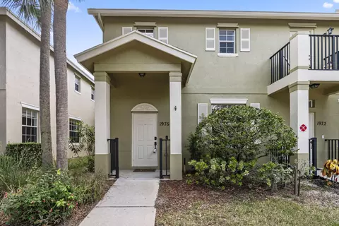 1976 SE High Springs Dr, Port Saint Lucie, FL 34952