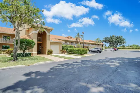 5876 Regal Glen Dr #204, Boynton Beach, FL 33437