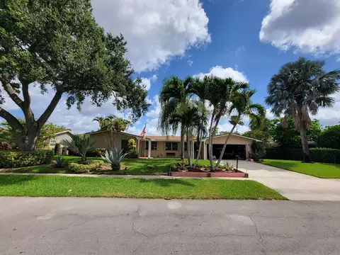 7861 Farragut St, Hollywood, FL 33024
