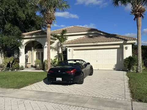 3741 Moon Bay Cir, Wellington, FL 33414