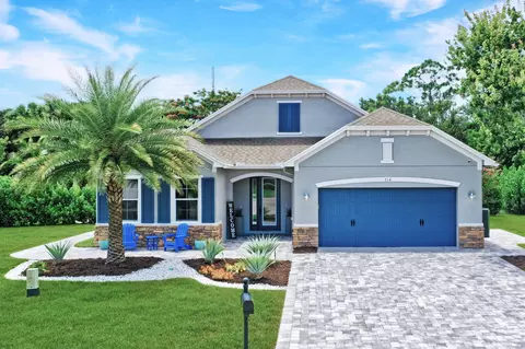 714 SW Goldshine Ct, Palm City, FL 34990