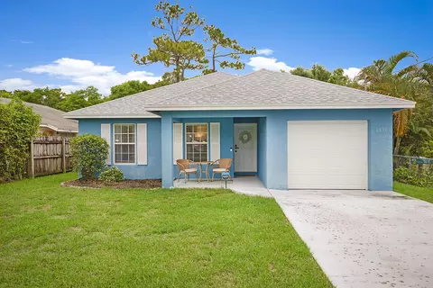 6833 Palm Garden St, Jupiter, FL 33458