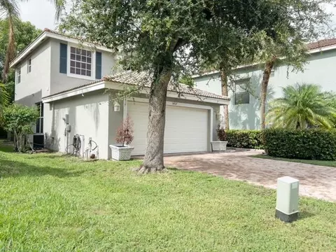 5437 Sealine Blvd, Greenacres, FL 33463