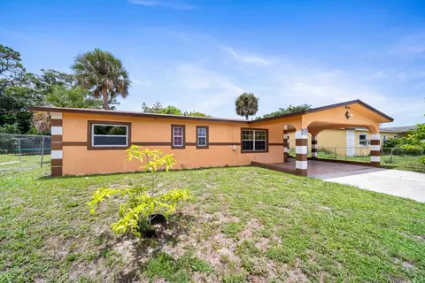429 N 17th St, Fort Pierce, FL 34950