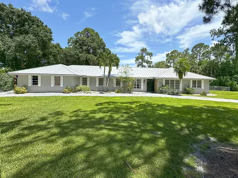 286 31st Ave SW, Vero Beach, FL 32968
