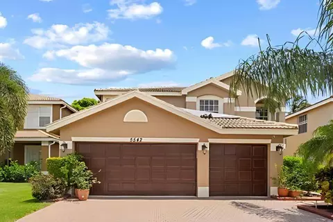 5542 Albin Dr, Greenacres, FL 33463