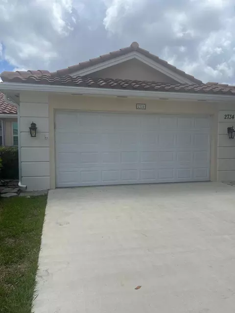 2734 Livingston Ln, West Palm Beach, FL 33411