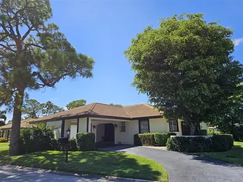 429 Pine Villa Dr #429, Atlantis, FL 33462