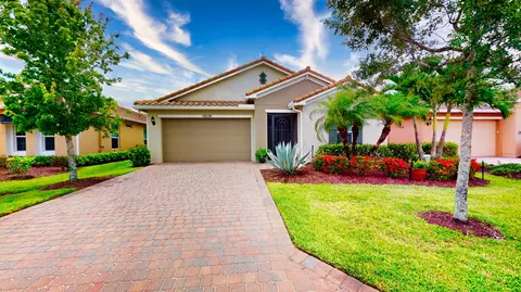 10230 SW Fernwood Ave, Port Saint Lucie, FL 34987