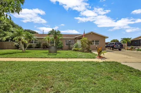 1542 Roy Dr, West Palm Beach, FL 33415
