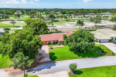 4581 S Lake Dr, Boynton Beach, FL 33436