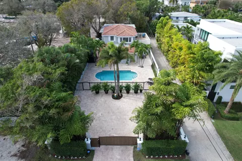 820 Palm Trl, Delray Beach, FL 33483